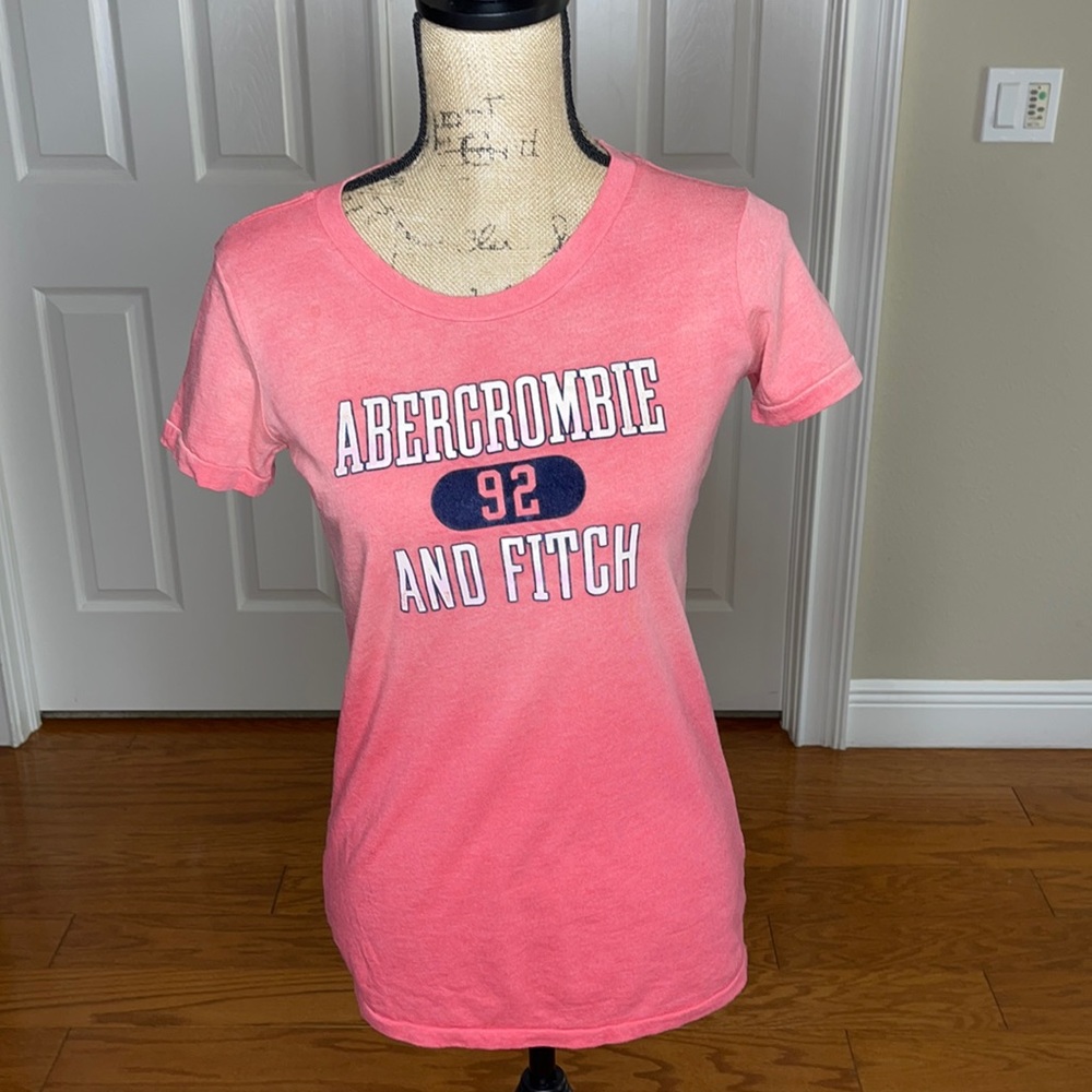 Abercrombie & Fitch light to dark pink fade L